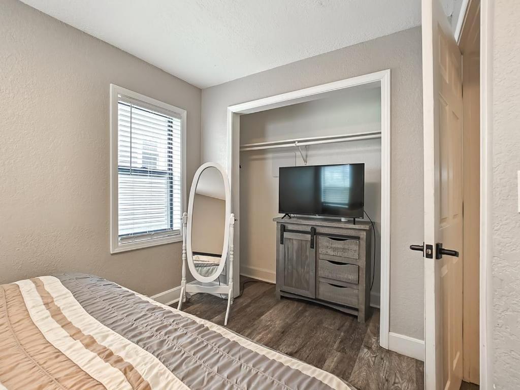 Вилла Heart Of Westport 1Br Канзас-Сити Экстерьер фото